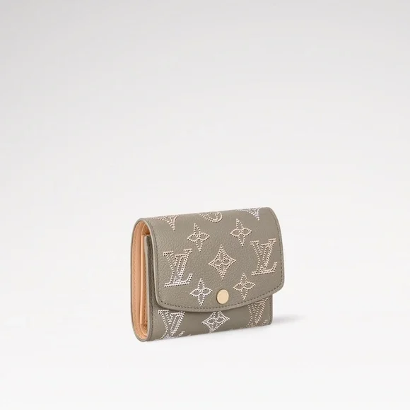 Louis Vuitton Victorine Wallet – Flight Mode Edition, Taupe Monogram - Picture 4 of 5